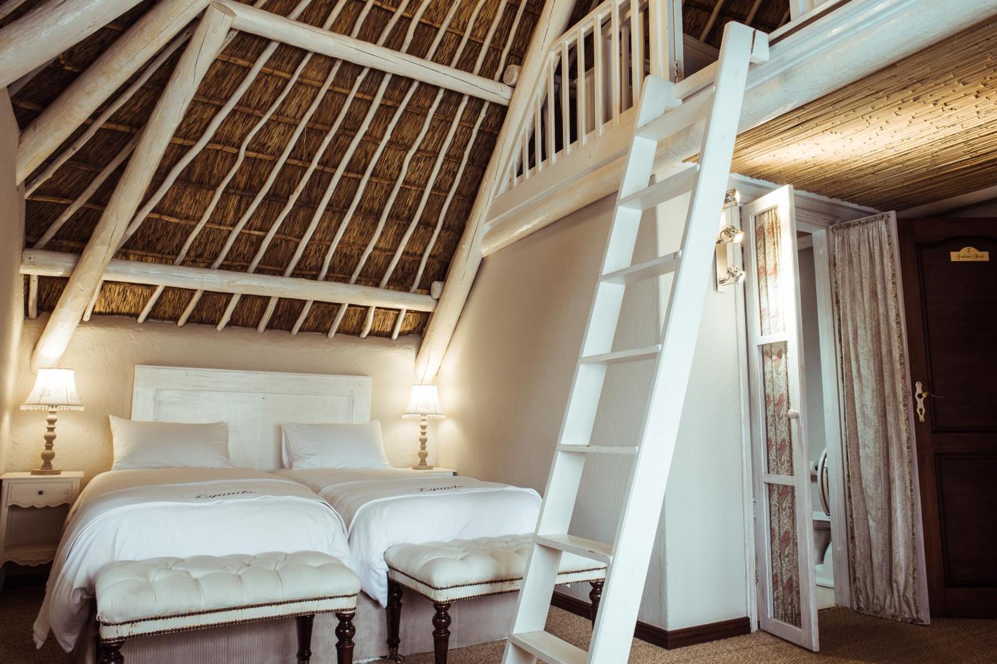 וואלביס ביי Iris Boutique Hotel מראה חיצוני תמונה