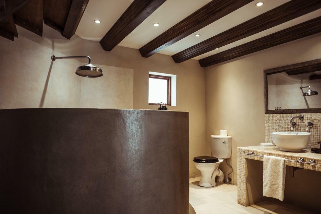 וואלביס ביי Iris Boutique Hotel מראה חיצוני תמונה